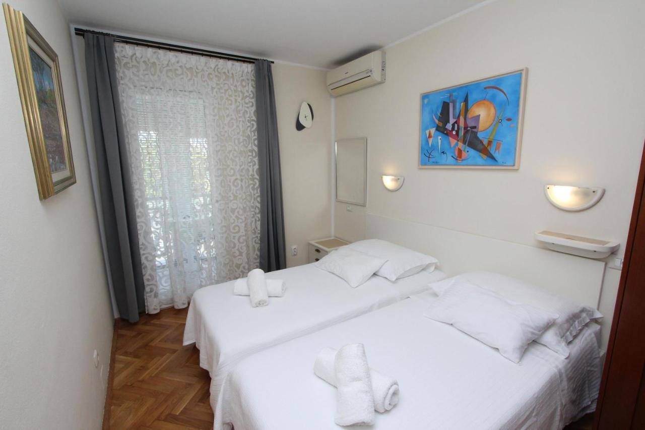 Room Roma Rovinj Exteriör bild